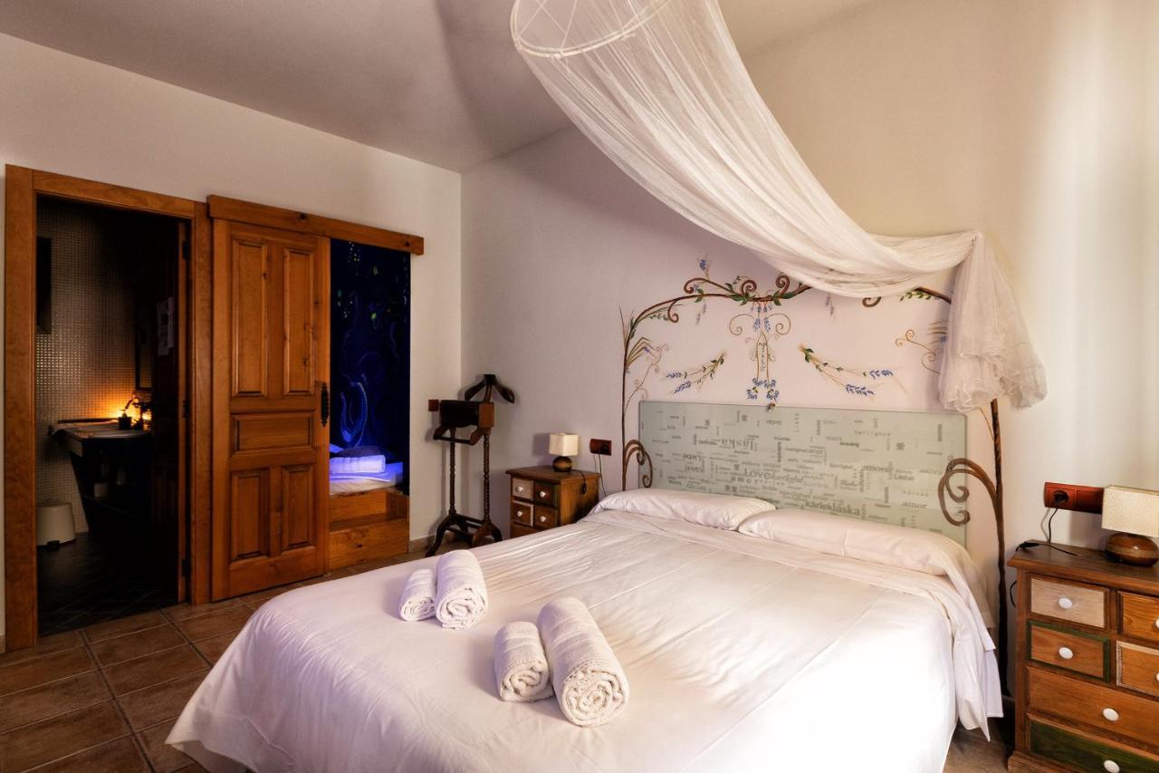 Vinarius, Posada Rural Castellanos de Villiquera Dış mekan fotoğraf