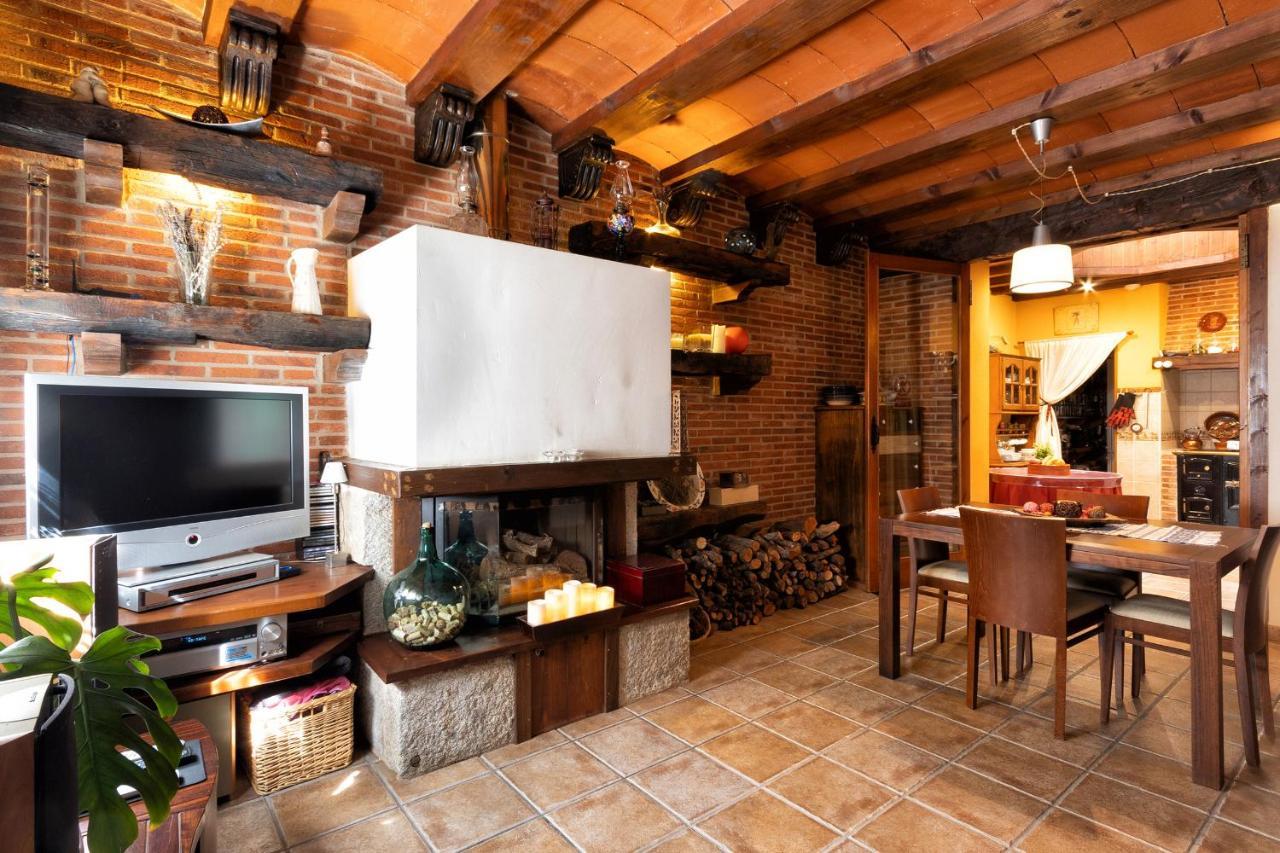 Vinarius, Posada Rural Castellanos de Villiquera Dış mekan fotoğraf