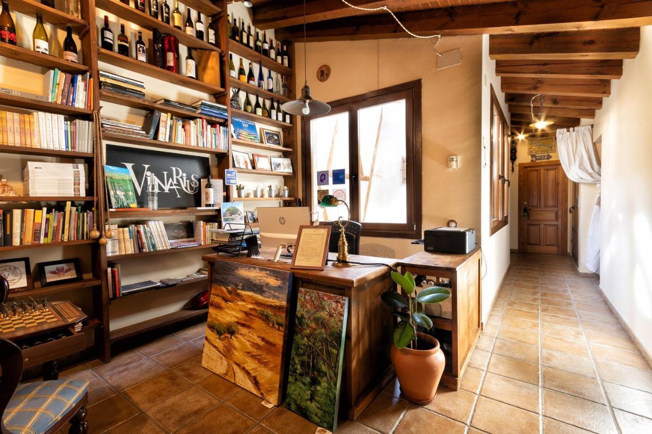 Vinarius, Posada Rural Castellanos de Villiquera Dış mekan fotoğraf